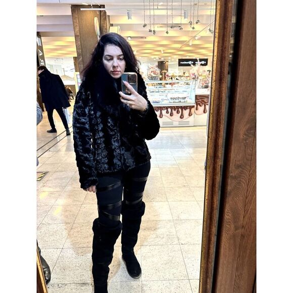 ladies natural bison fur short black jacket fur coat - Picture 4 of 4